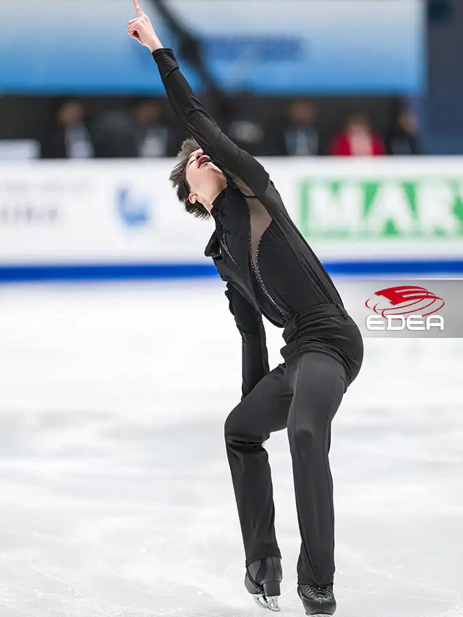 Ice Gallery Skates U.S.