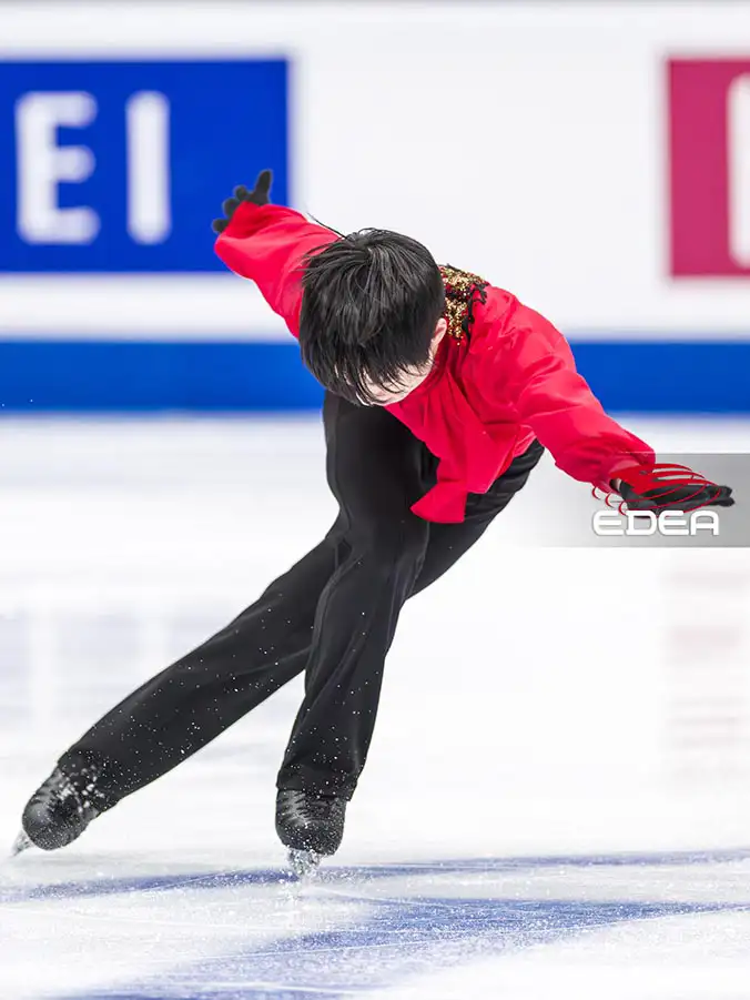 Ice Gallery Skates U.S.