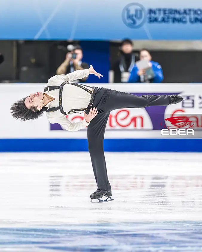Ice Gallery Skates U.S.