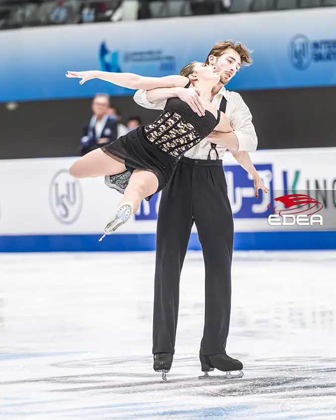 Ice Gallery Skates U.S.