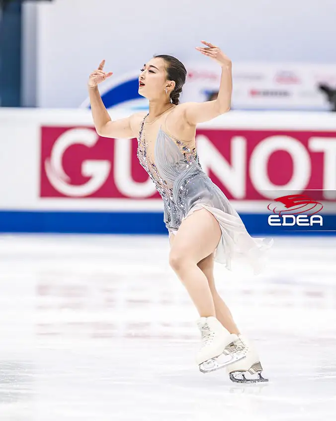 Ice Gallery Skates U.S.