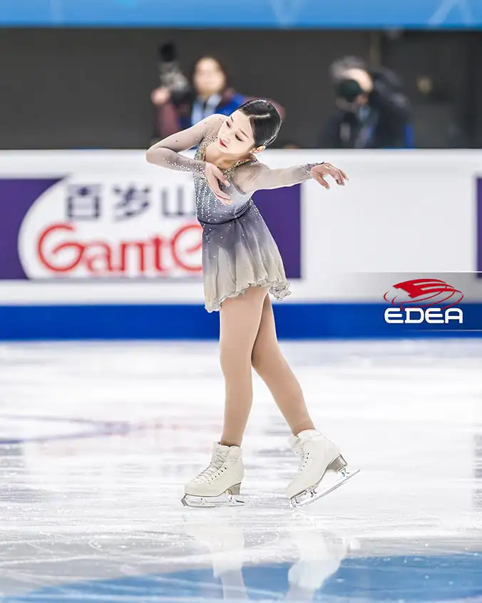 Ice Gallery Skates U.S.