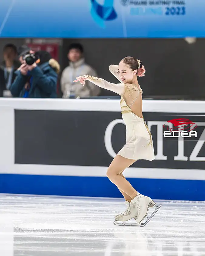 Ice Gallery Skates U.S.