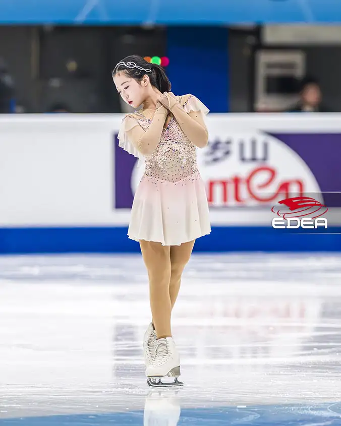Ice Gallery Skates U.S.