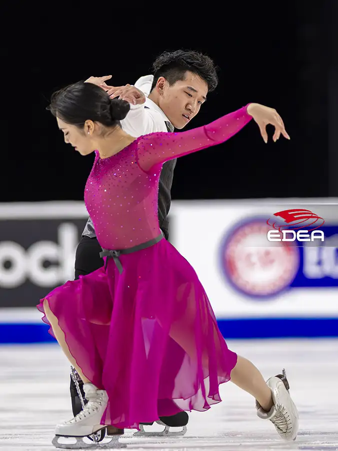 Ice Gallery Skates U.S.