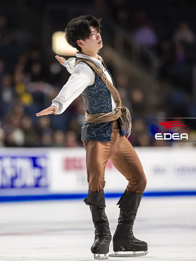 Ice Gallery Skates U.S.
