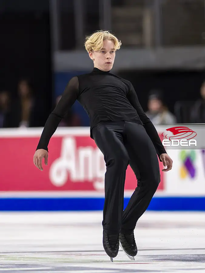 Ice Gallery Skates U.S.