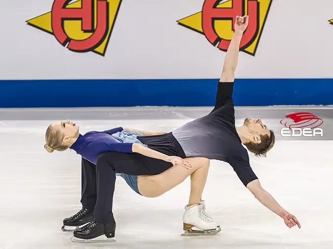 Ice Gallery Skates U.S.