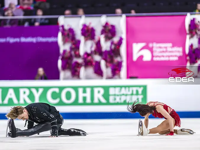 Ice Gallery Skates U.S.