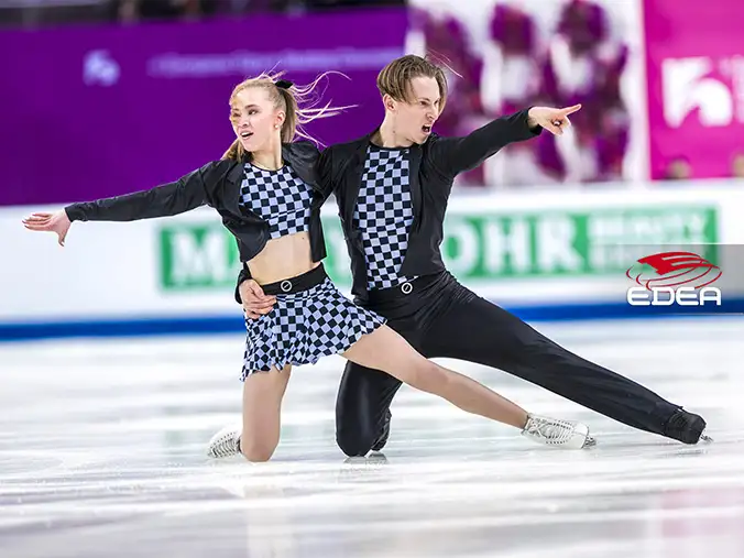 Ice Gallery Skates U.S.