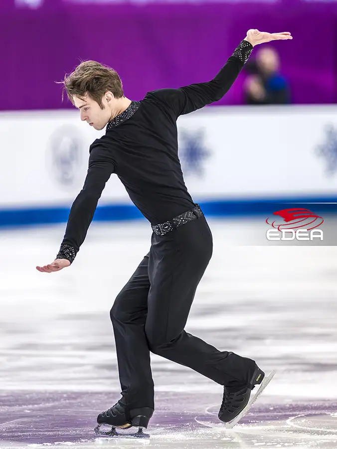 Ice Gallery Skates U.S.