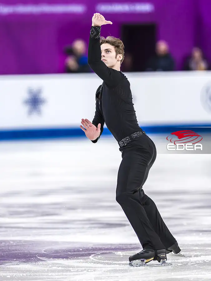 Ice Gallery Skates U.S.