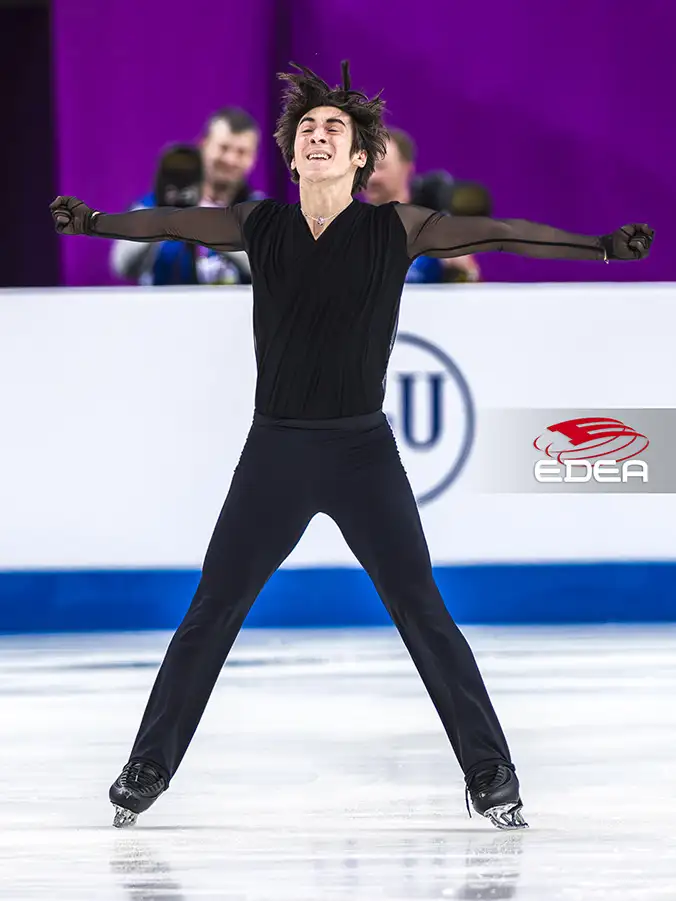 Ice Gallery Skates U.S.