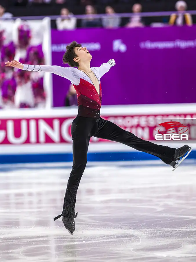 Ice Gallery Skates U.S.