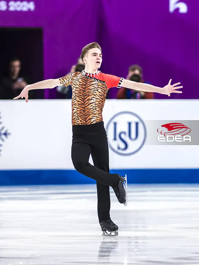Ice Gallery Skates U.S.