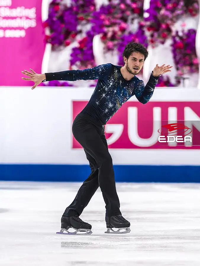 Ice Gallery Skates U.S.