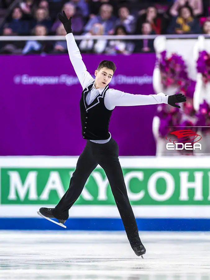 Ice Gallery Skates U.S.