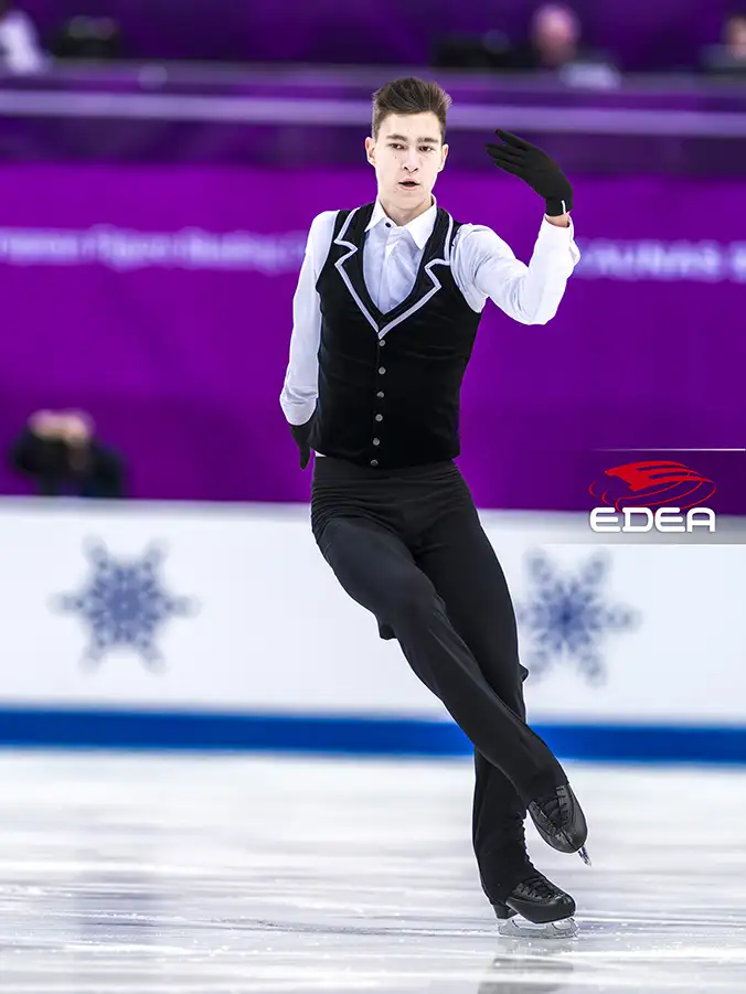 Ice Gallery Skates U.S.