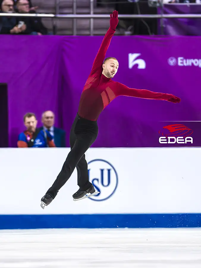 Ice Gallery Skates U.S.