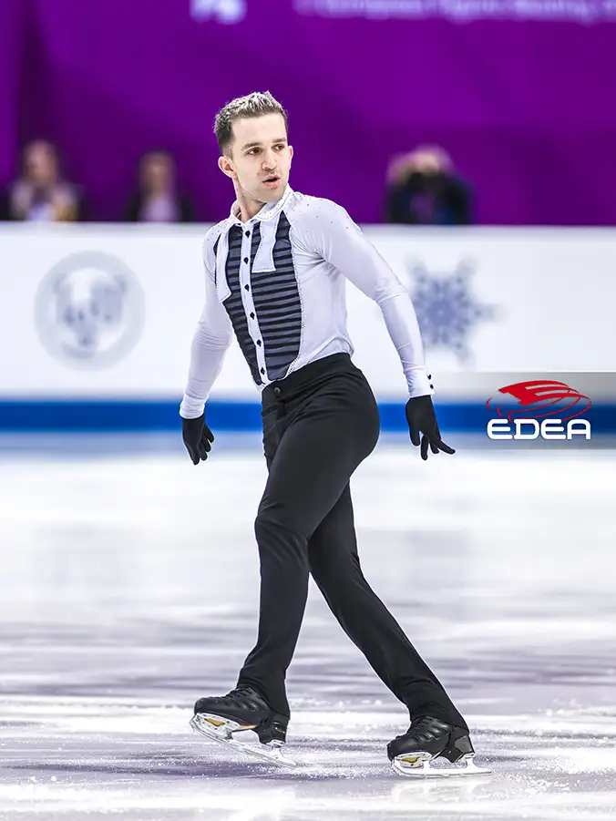 Ice Gallery Skates U.S.