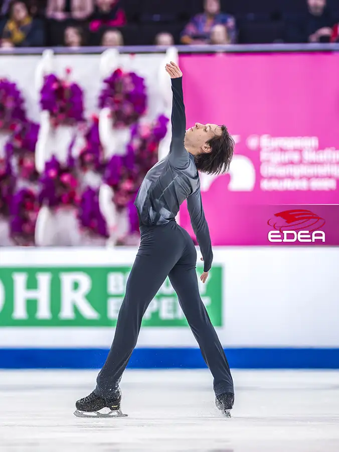 Ice Gallery Skates U.S.