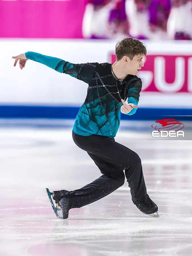 Ice Gallery Skates U.S.