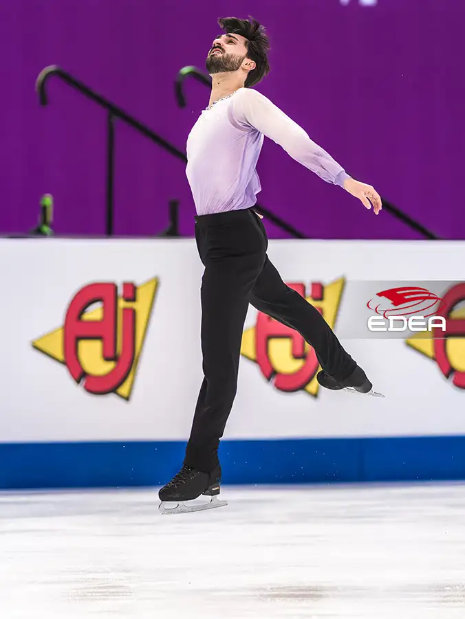 Ice Gallery Skates U.S.