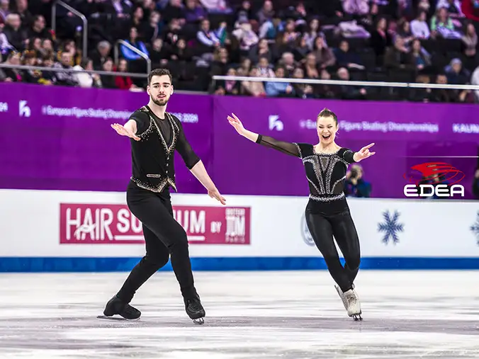 Ice Gallery Skates U.S.
