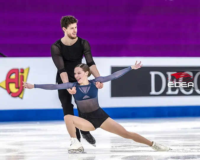 Ice Gallery Skates U.S.