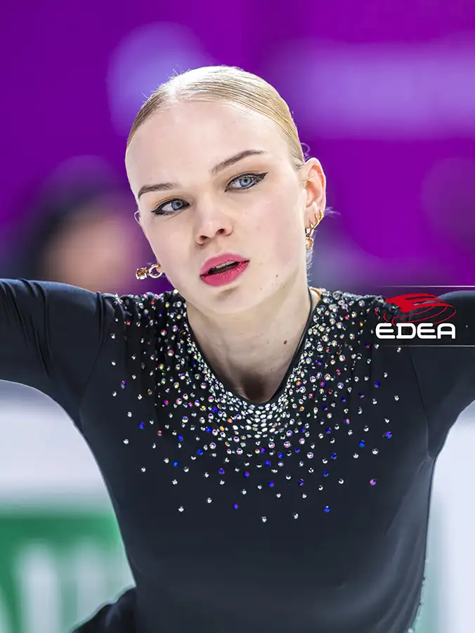 Ice Gallery Skates U.S.