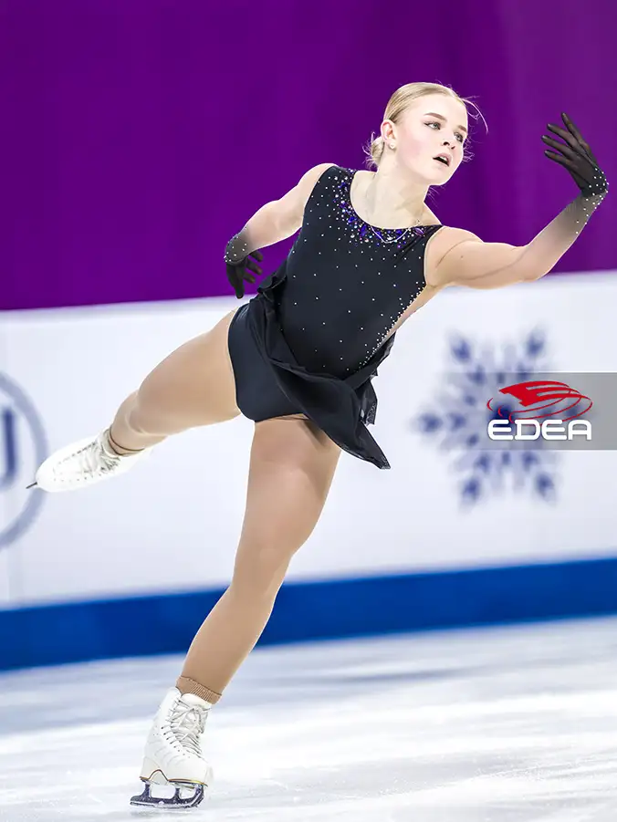Ice Gallery Skates U.S.