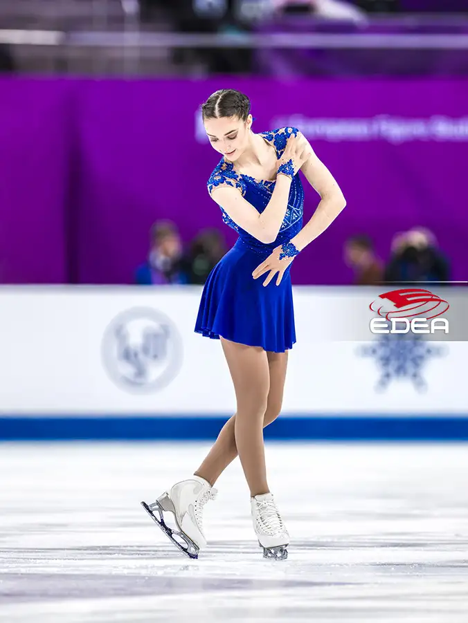 Ice Gallery Skates U.S.