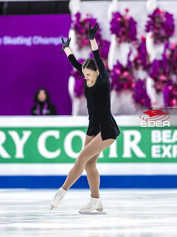 Ice Gallery Skates U.S.