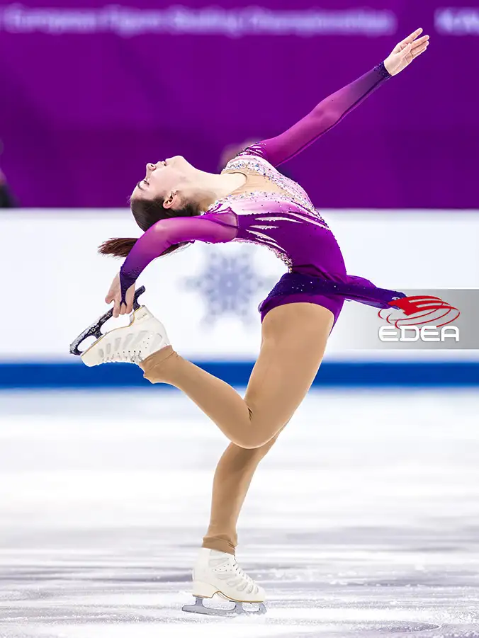 Ice Gallery Skates U.S.
