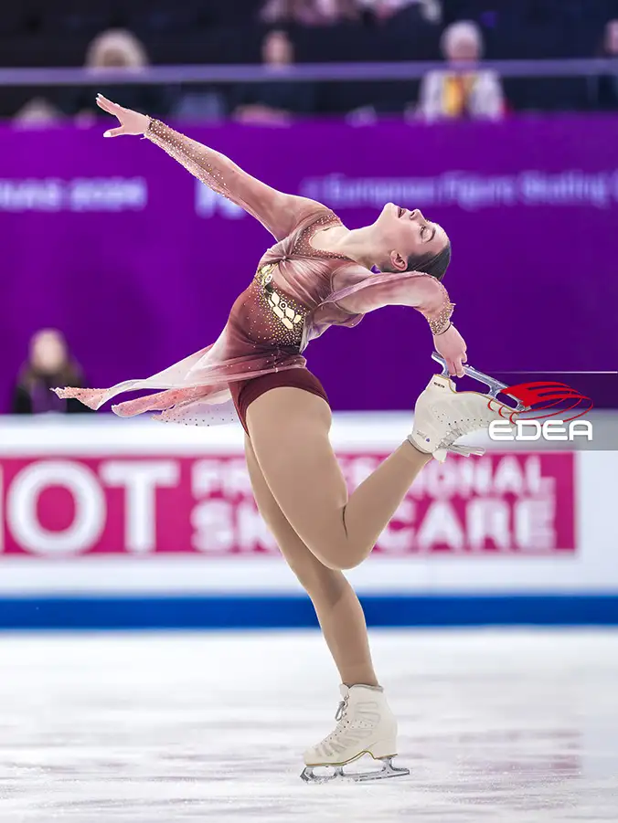 Ice Gallery Skates U.S.