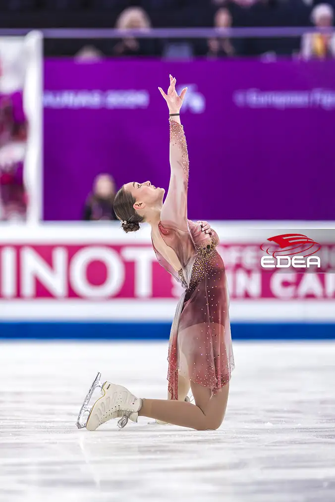 Ice Gallery Skates U.S.